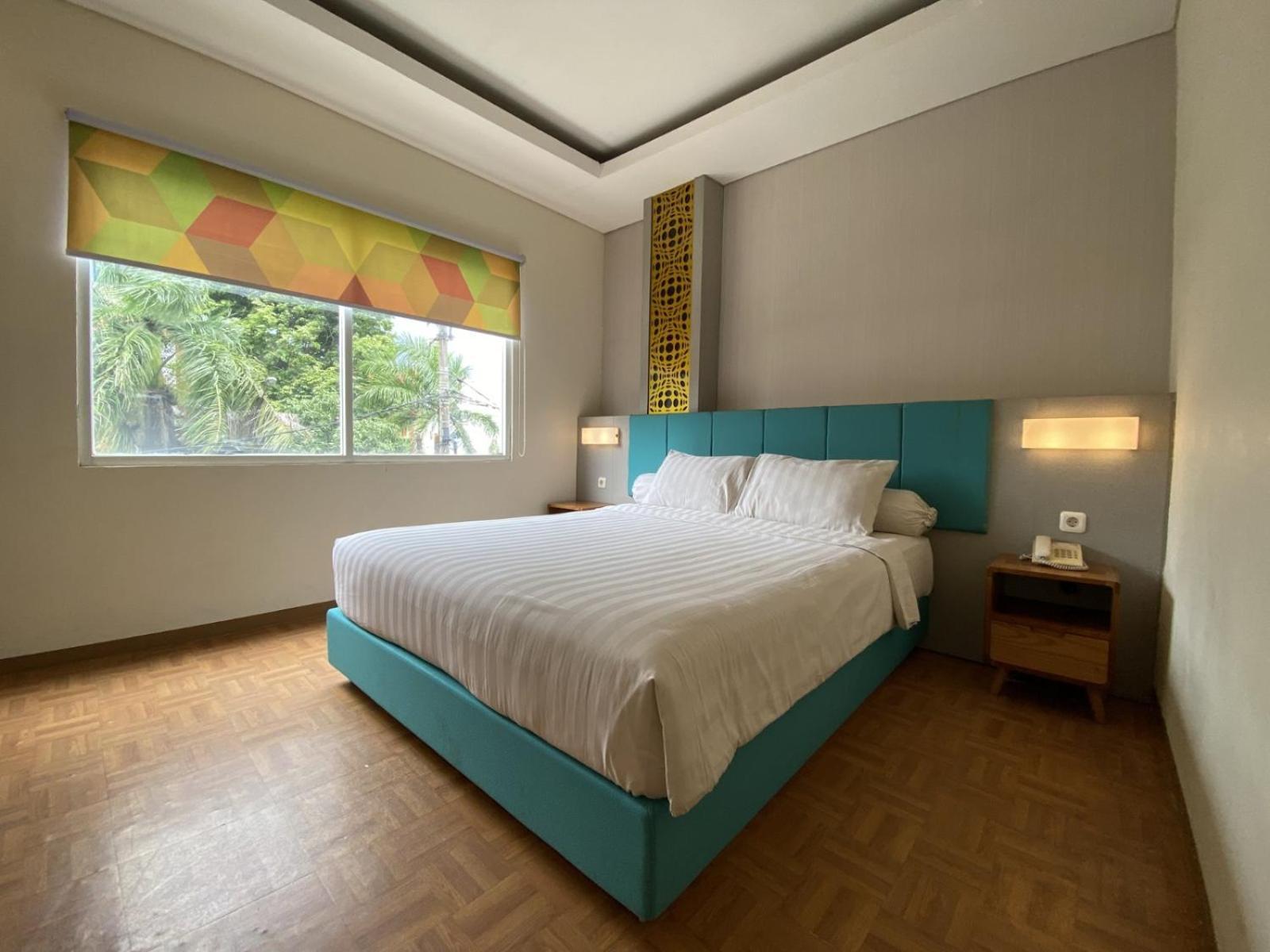 Front One Budget Malang By Azana Esterno foto